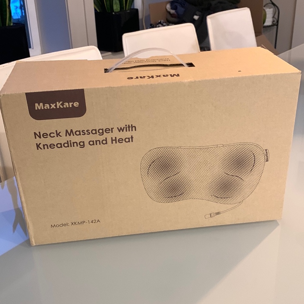 MaxKare neck massager